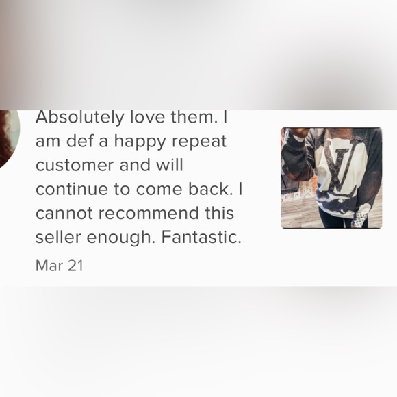 Sweatshirt Lips 👄 LV Print W/ LV Logo On The 👄 Pullover ❌PRICE FIRM❌ NO Offer - Picture 7 of 16